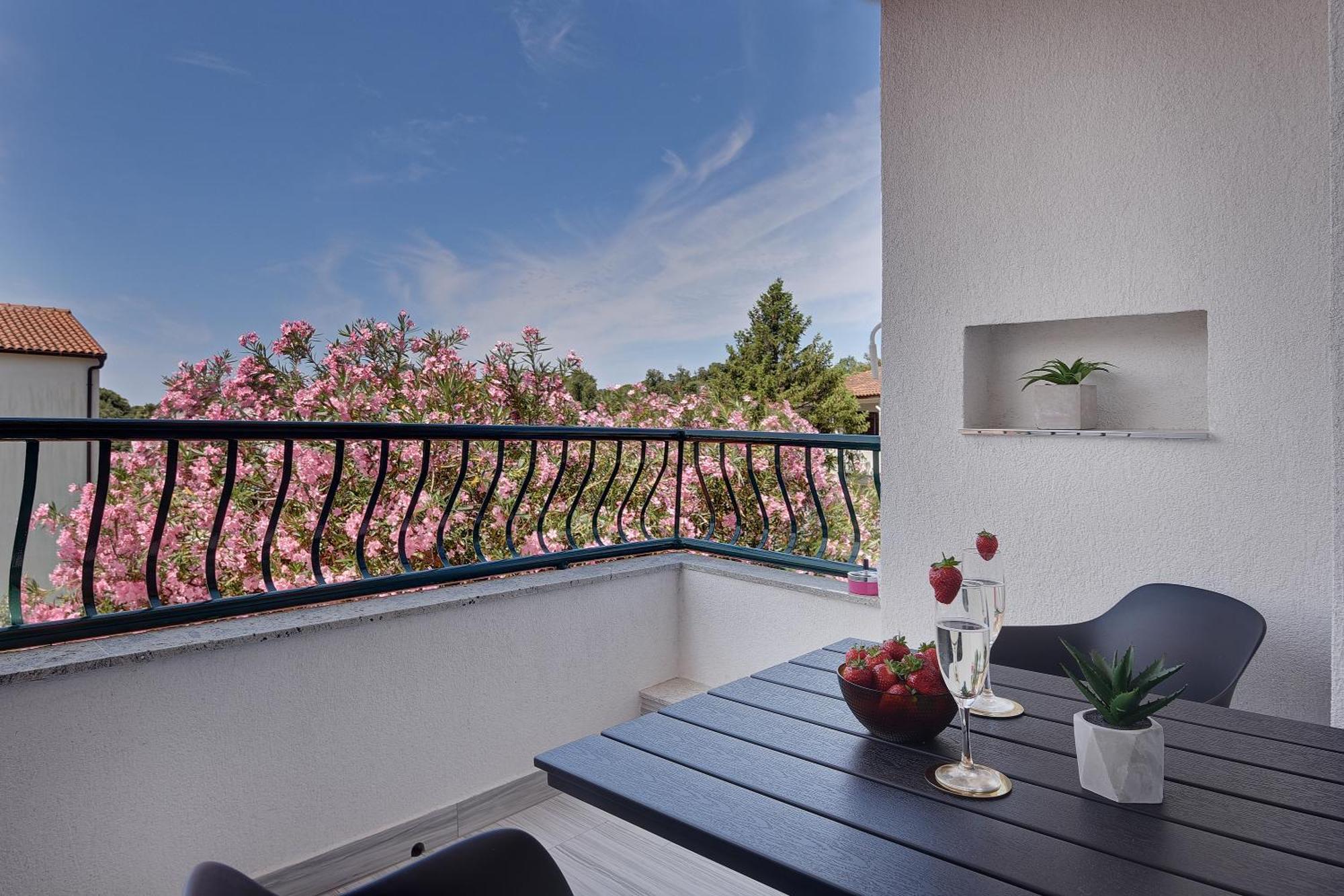 Apartments Zanetti Пула Екстер'єр фото